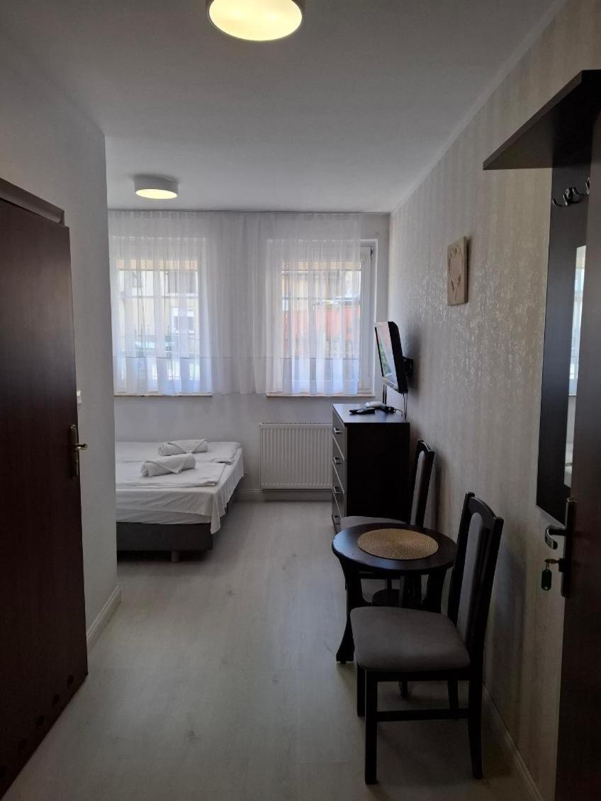 Pensjonat Stach Ustka Bagian luar foto